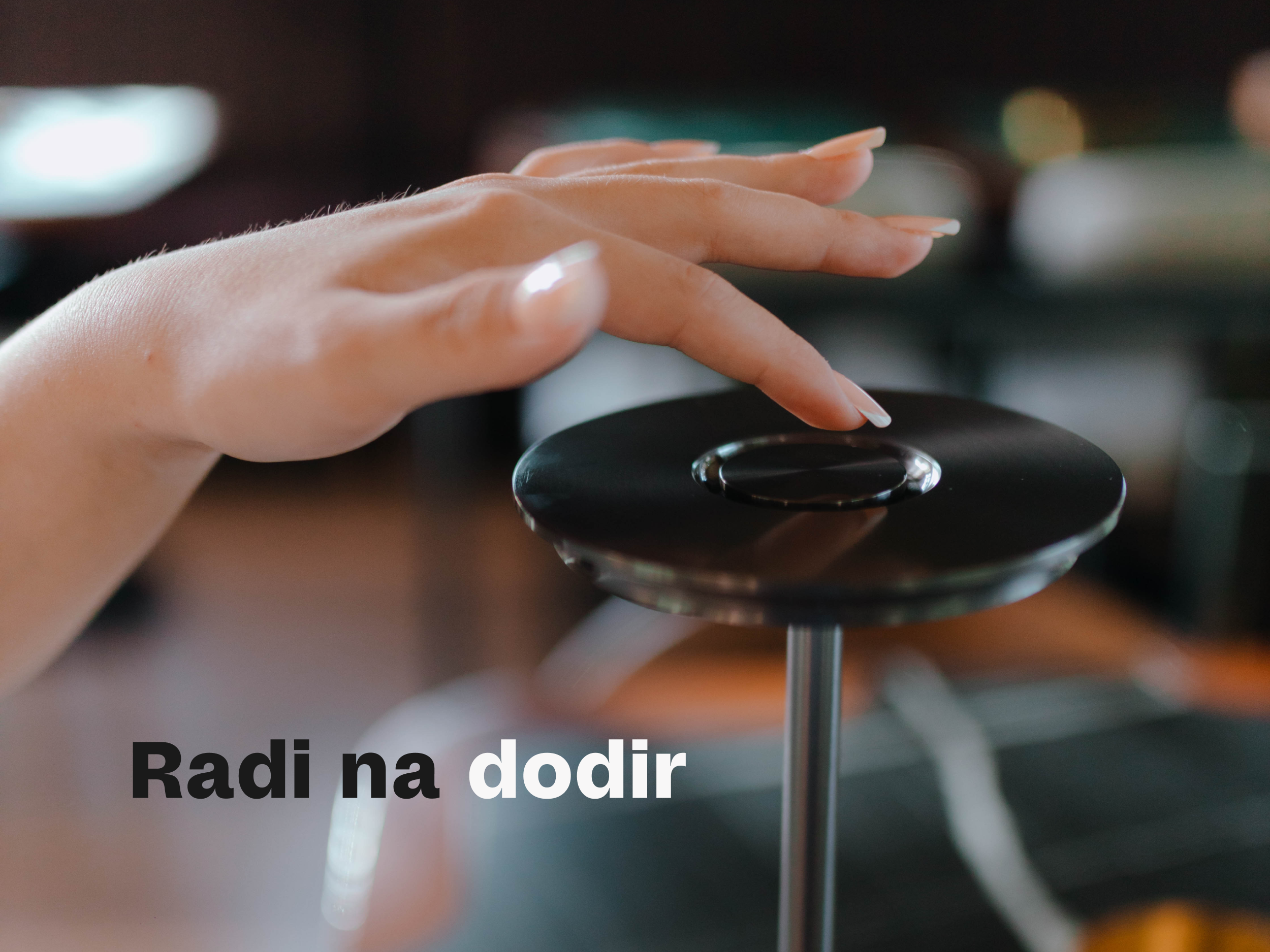 Minimalist lampa radi na dodir - touch funkcija