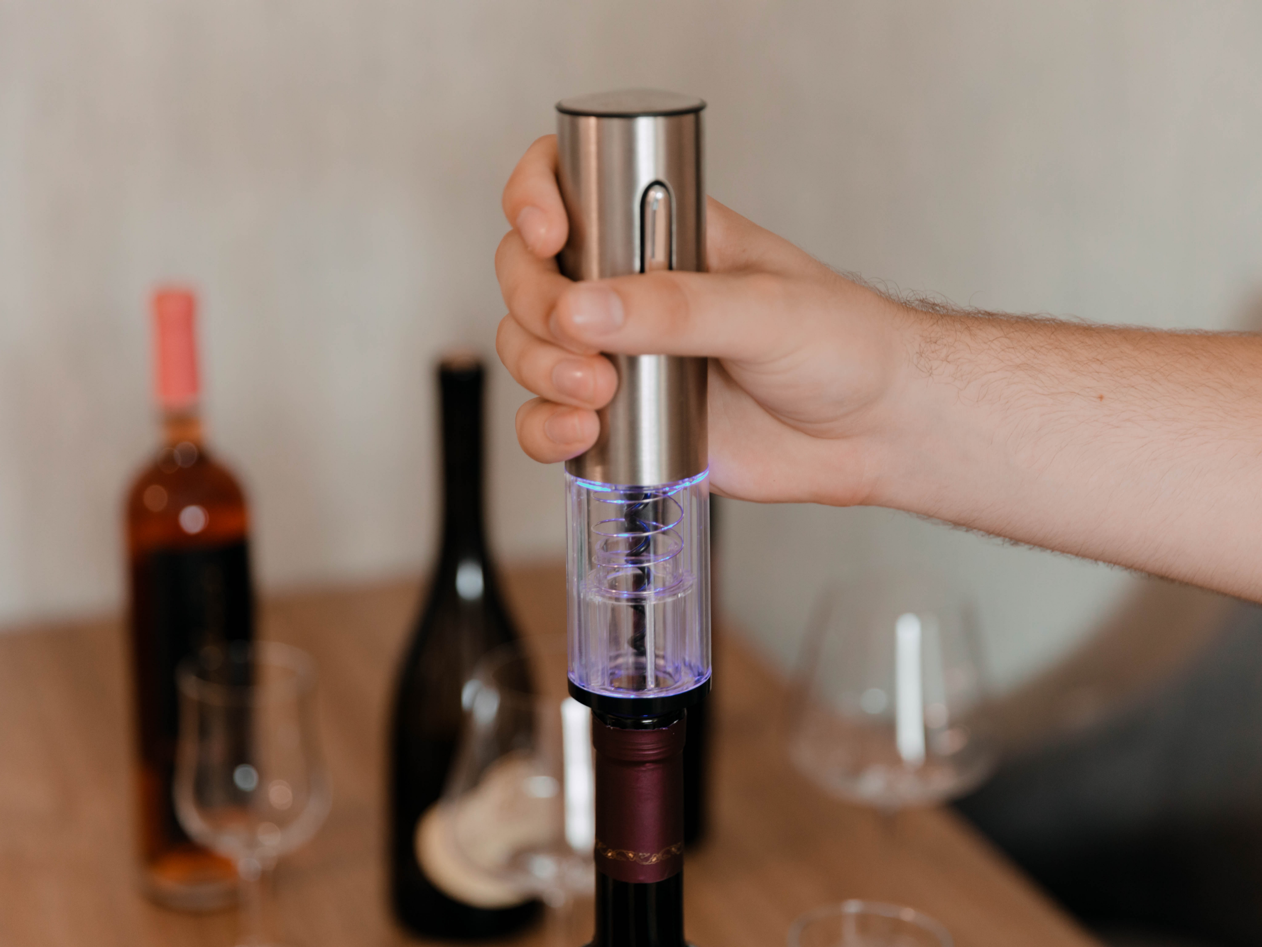 Električni Otvarač za Vino
